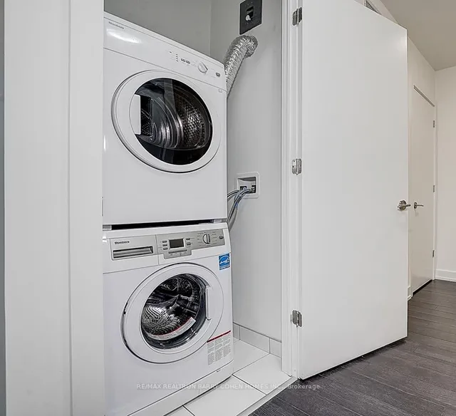 Additional image 24 of 6 Parkwood Ave Unit TH107