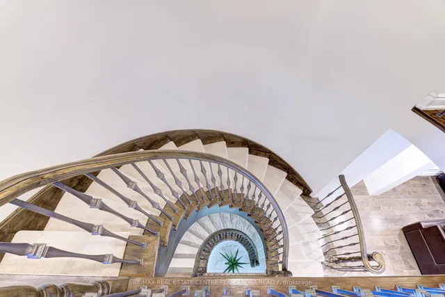 Additional image 21 of 18 Deanston Crt