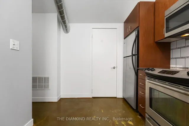 Additional image 25 of 201 Carlaw Ave Unit 255