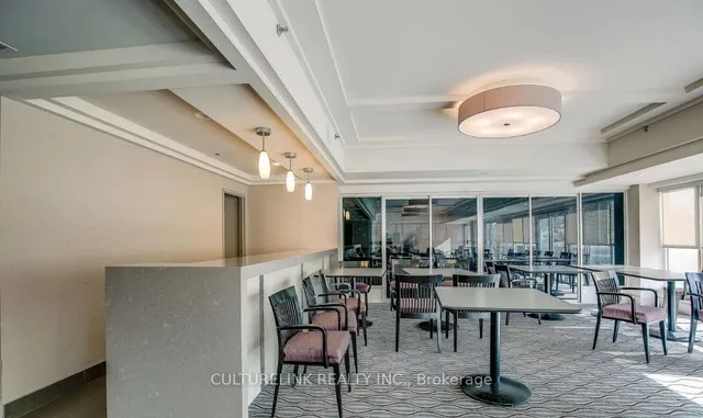 Additional image 16 of 30 Greenfield Ave Unit 2215