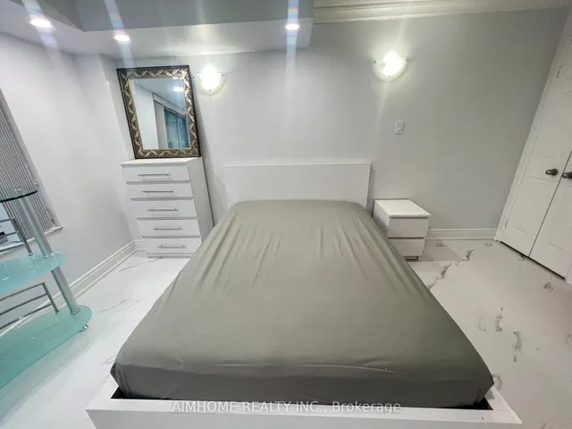 Additional image 13 of 33 University Ave Unit 207