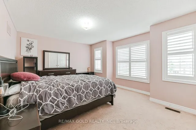 Additional image 38 of 54 GAMSON Cres