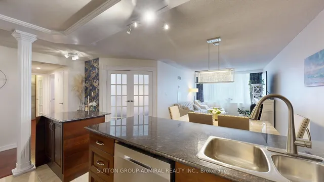 Additional image 13 of 633 Bay St Unit 201