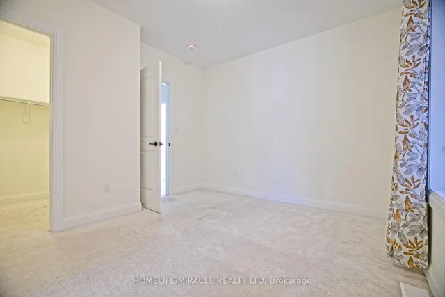 Additional image 32 of 4 Bavenden Cres