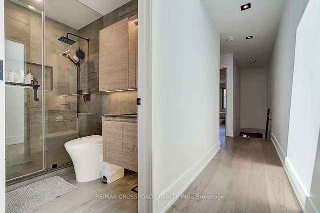 Additional image 33 of 133 Yarmouth Rd