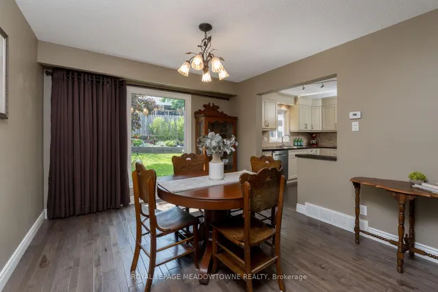 Additional image 10 of 7 Deerwood Cres