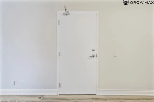 Additional image 8 of 261 King St Unit 202-2B