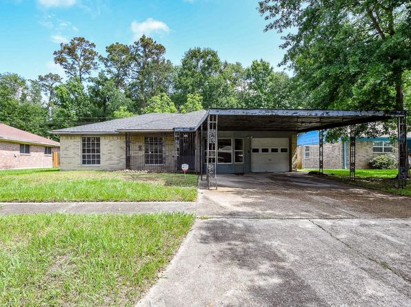 9923 Valley Sun Dr, Houston, TX 77078