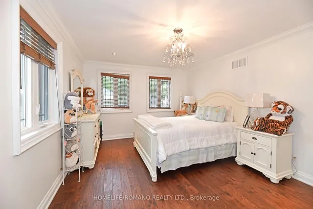 Additional image 47 of 566 Mcroberts Ave