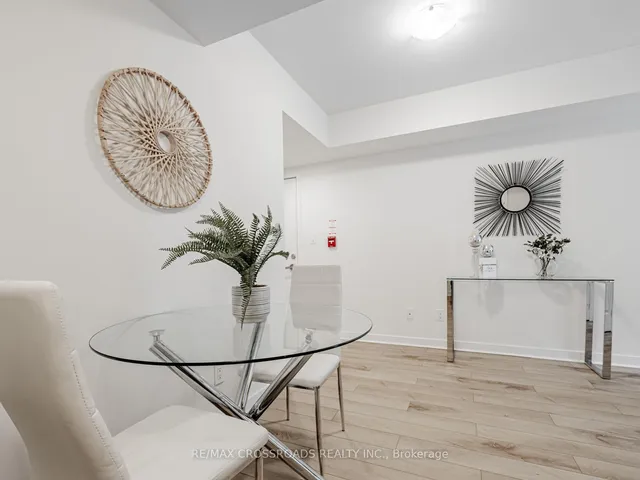 Additional image 9 of 12 Marquette Ave Unit 4