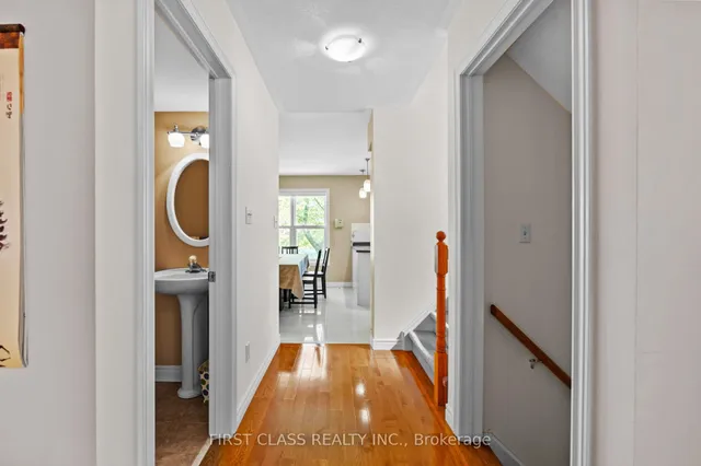 Additional image 12 of 10A Leaside Park Dr