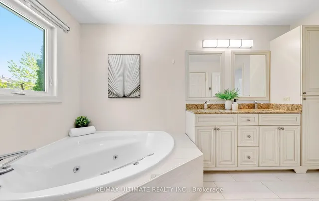 Additional image 13 of 2087 Mayflower Blvd