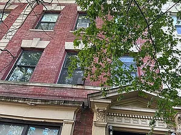 1070 Park Pl, Brooklyn, NY 11213
