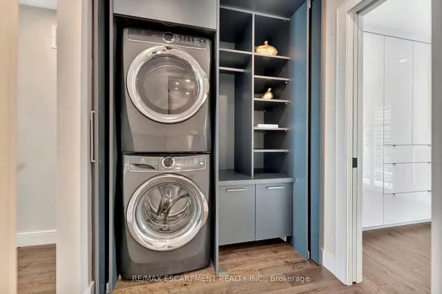 Additional image 31 of 2136 Old Lakeshore Rd Unit 3