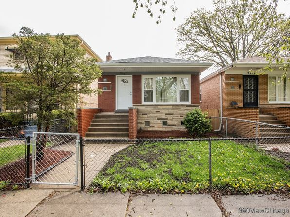 9015 S Carpenter St, Chicago, IL 60620