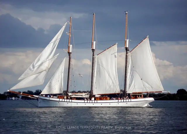 15 Windermere Ave Unit 1210