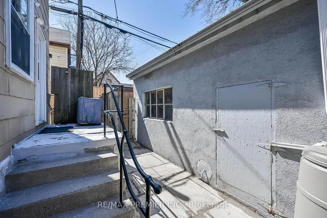 Additional image 39 of 53 DOUGLAS Ave