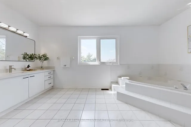 Additional image 14 of 41 Lavery Tr