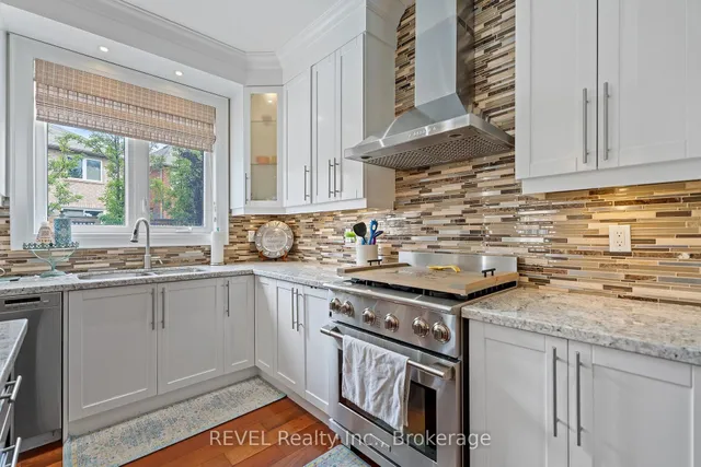 Additional image 16 of 401 Schreyer Cres