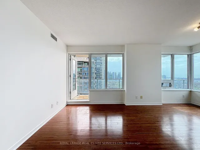 Additional image 23 of 135 East Liberty St Unit 2310