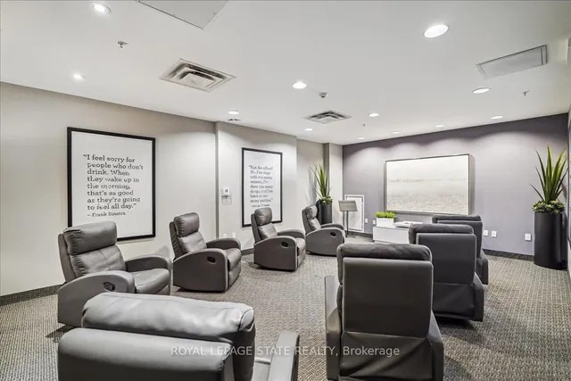 Additional image 32 of 81 Robinson St Unit 809