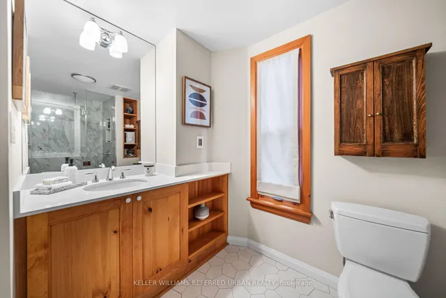 Additional image 26 of 167 Strachan Ave