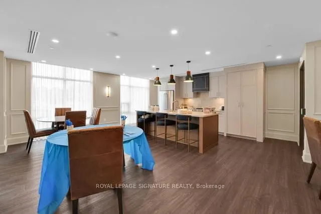 Additional image 4 of 450 Dundas St Unit 1011