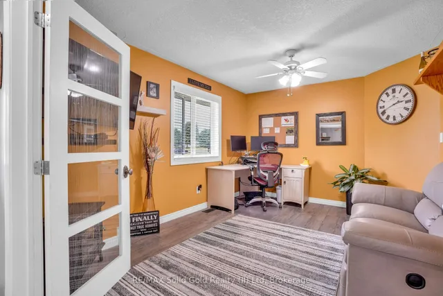 Additional image 31 of 2006 Huron Rd