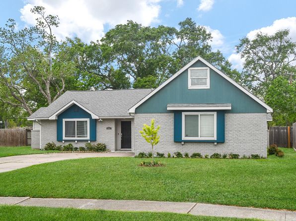 5902 Hummingbird St, Houston, TX 77096