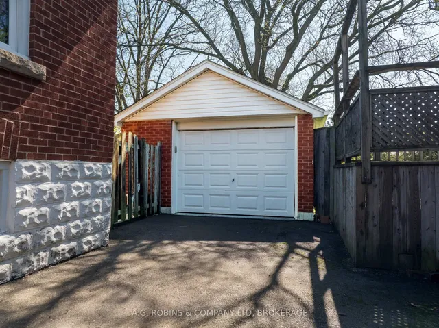 Additional image 31 of 47 Knyvet Ave