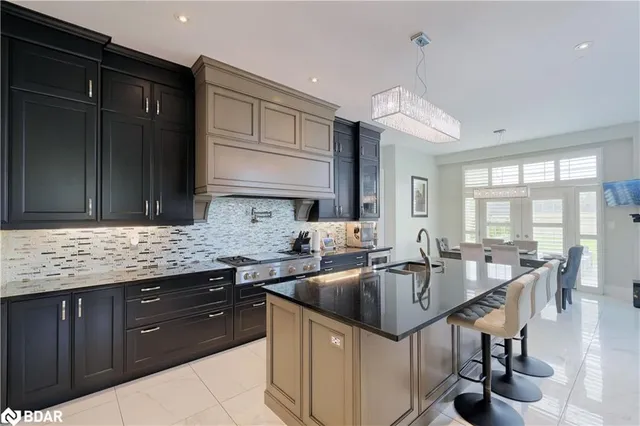 Additional image 11 of 1 Royal West Drive Dr