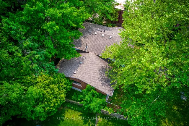 Additional image 27 of 455 Canterbury Cres