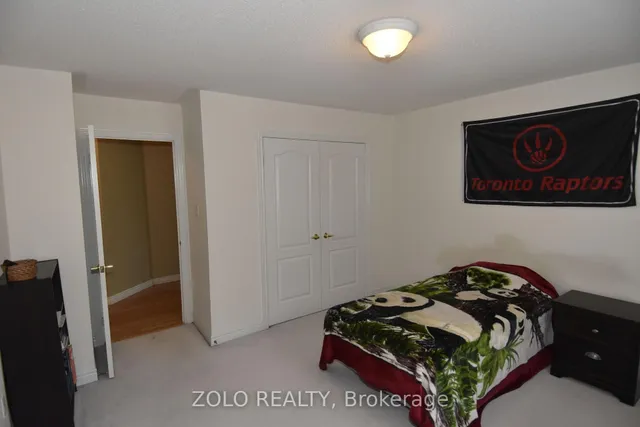 Additional image 38 of 22 Showboat Cres