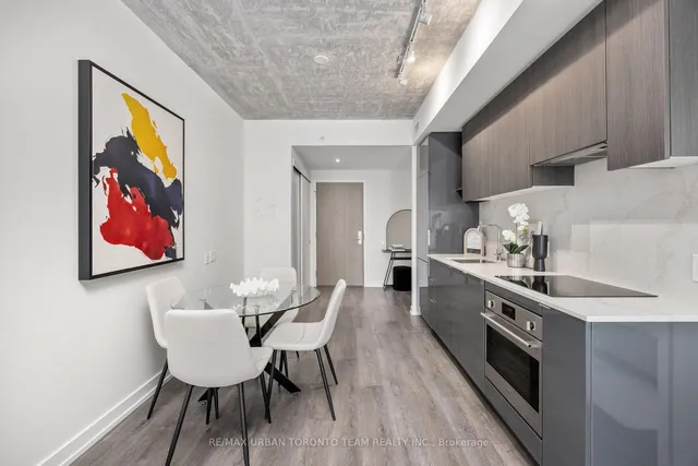Additional image 9 of 161 Roehampton Ave Unit 304