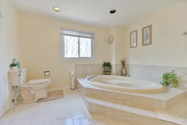 Additional image 28 of 6 Glenheather Terr