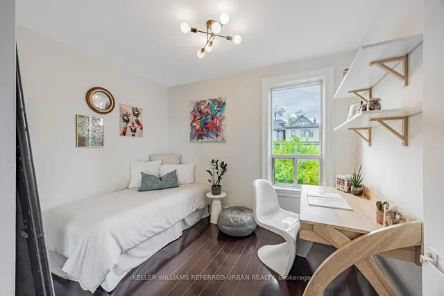 Additional image 29 of 257 Montrose Ave