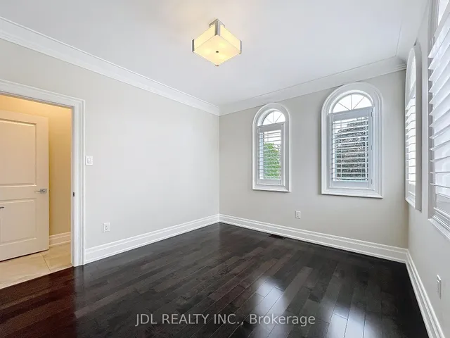 Additional image 33 of 90 Pitfield Rd