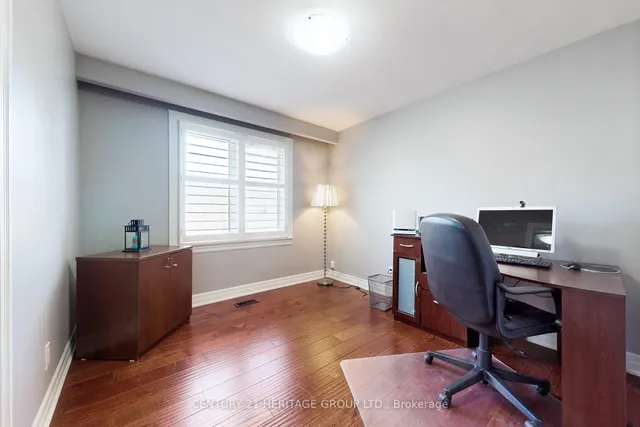 Additional image 30 of 16 Marblehead Rd