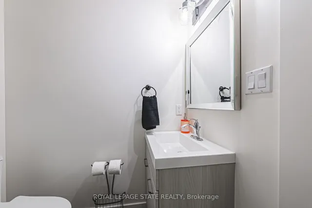 Additional image 46 of 95 Livingstone Dr