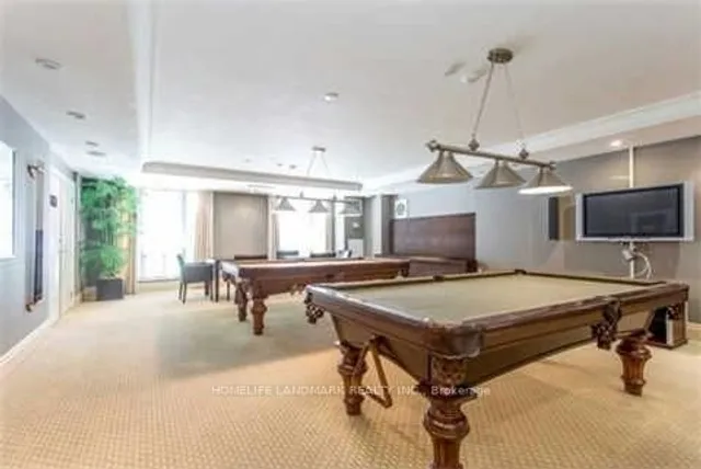 Additional image 8 of 451 Rosewell Ave Unit 404