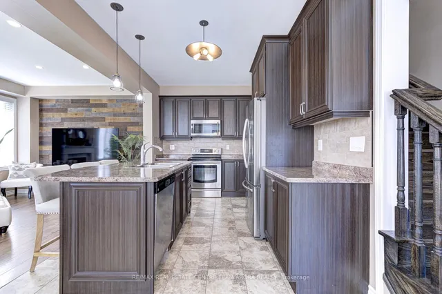 Additional image 12 of 18 Fenchurch Dr