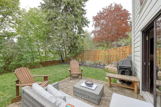 Additional image 39 of 18 Charnwood Crt