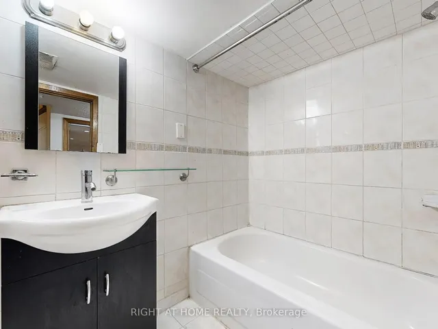 Additional image 29 of 1072 Dufferin St