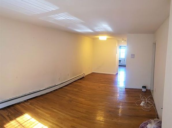 2093 Cedar Ave #1, Bronx, NY 10468