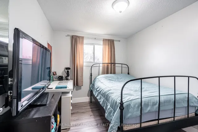 Additional image 32 of 120 Chilton Dr