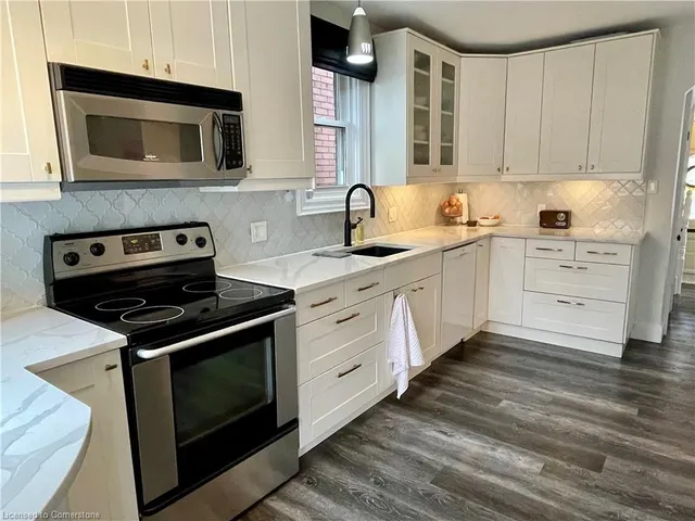 Additional image 5 of 65 Hyde Park Ave