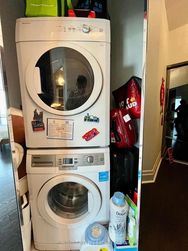 Additional image 38 of 1080 Bay St Unit 5208