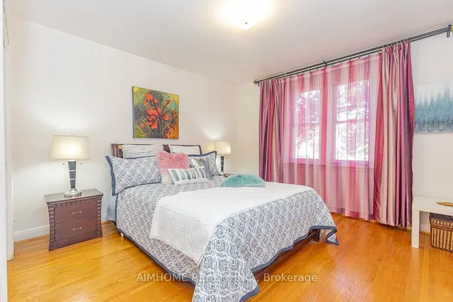 Additional image 18 of 12 Canham Cres