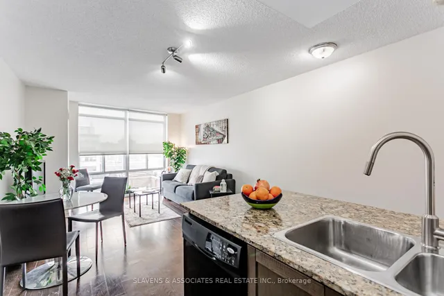 Additional image 13 of 736 Spadina Ave Unit 607