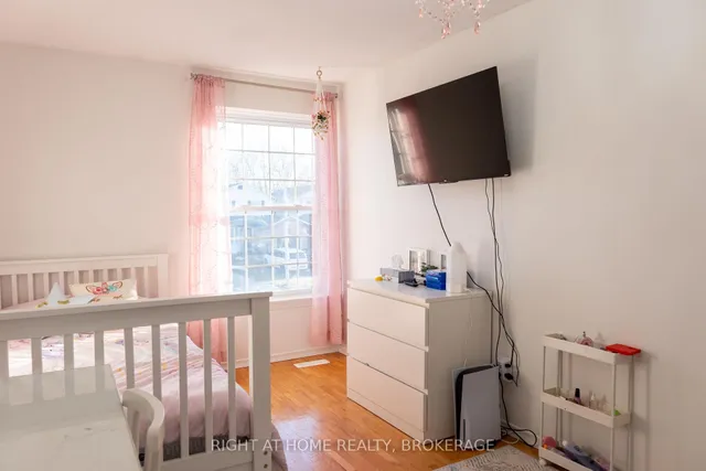 Additional image 13 of 2377 Holyhead Dr